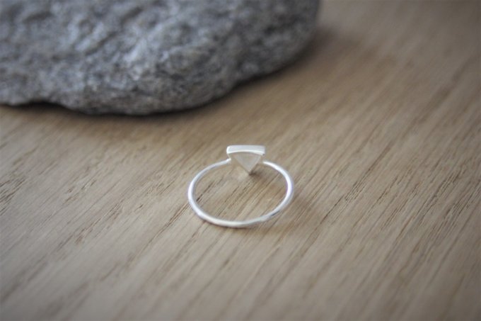 Bague triangle en argent massif 