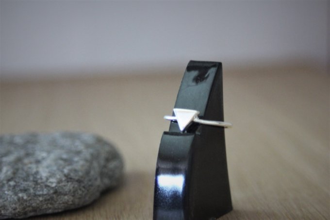 Bague triangle en argent massif 