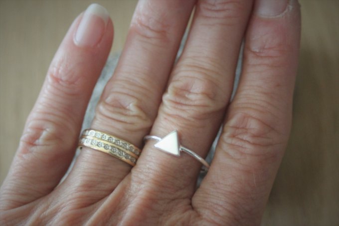 Bague triangle en argent massif 