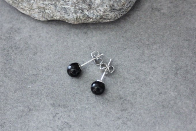 Boucles d'oreilles en onyx noir et argent massif