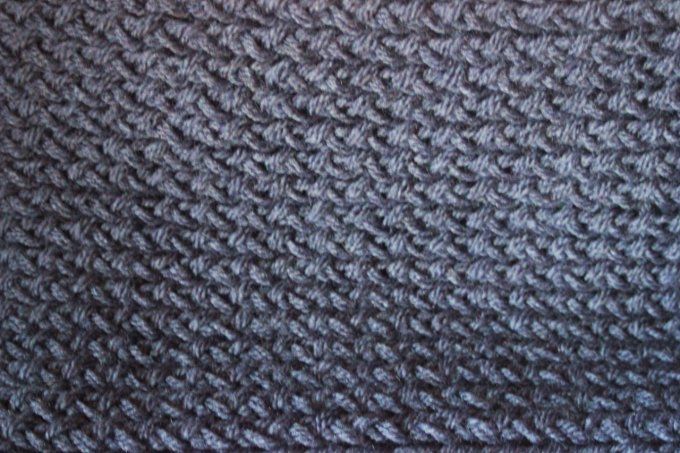 Snood - écharpe en laine de couleur bleu encre