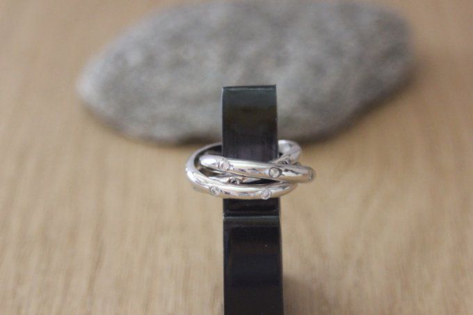 Bague 3 anneaux en argent massif avec zircons 