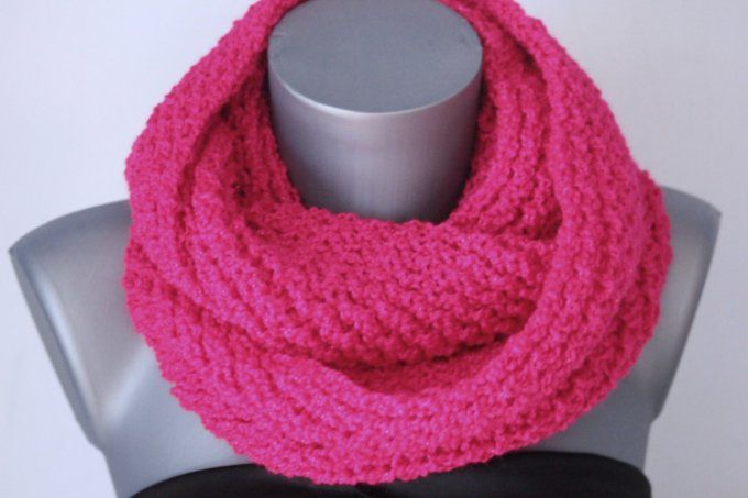 Snood - écharpe en laine rose fuchsia pailleté