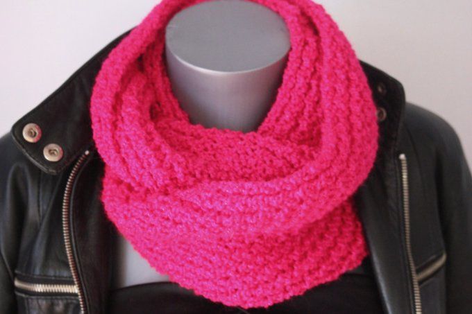 Snood - écharpe en laine rose fuchsia pailleté