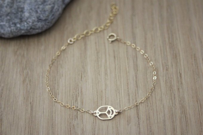 Bracelet minimaliste en or Gold Filled scarabée porte bonheur