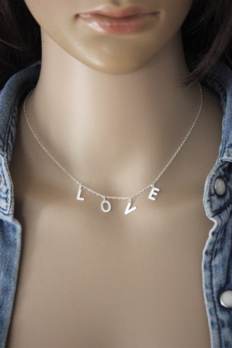 Collier LOVE  ras de cou en argent massif