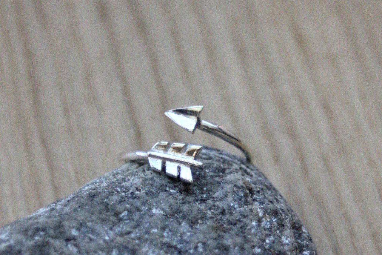 Bague flèche en argent massif taille réglable