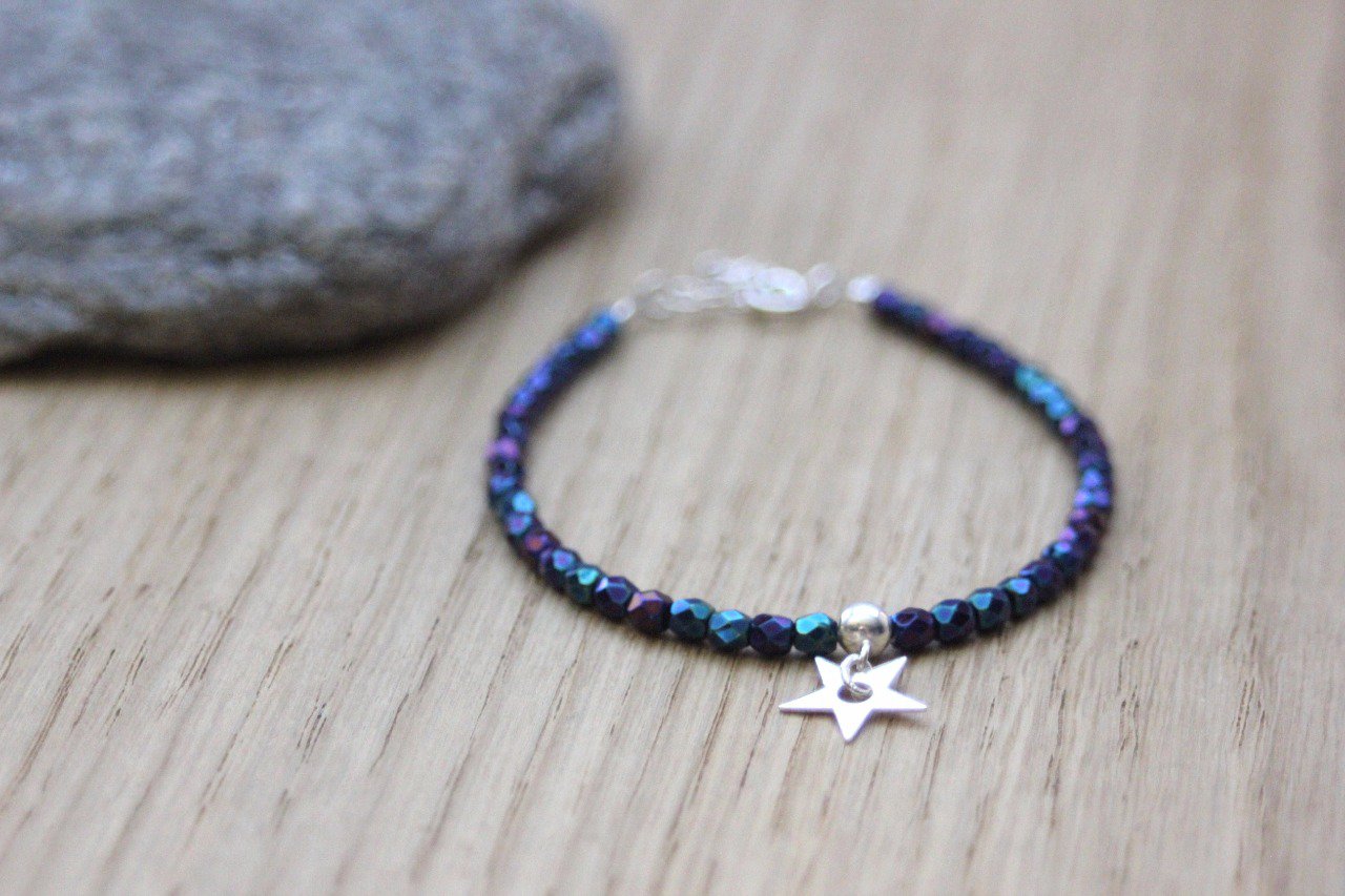 Bracelet cristal de bohème bleu irisé et étoile argent