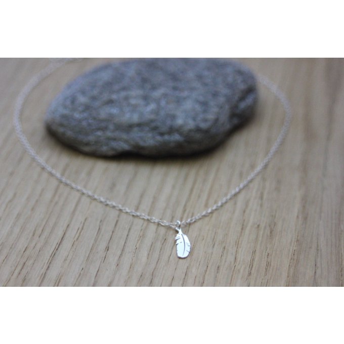 collier ethnique plume en argent