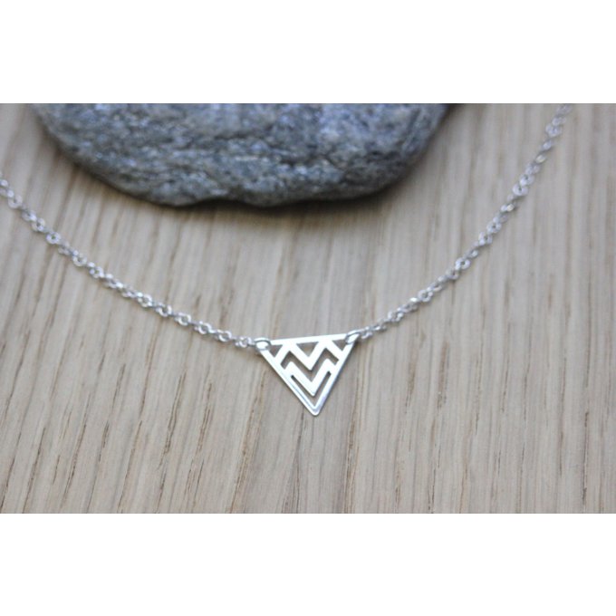 Collier argent massif triangle ethnique