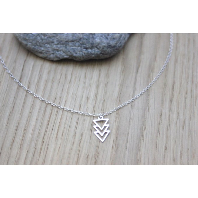 collier triangle en argent