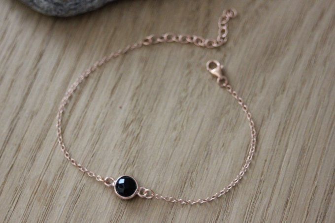 Bracelet or rose pendentif spinelle noire