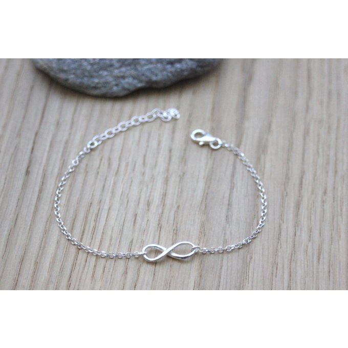 bracelet argent breloque infini