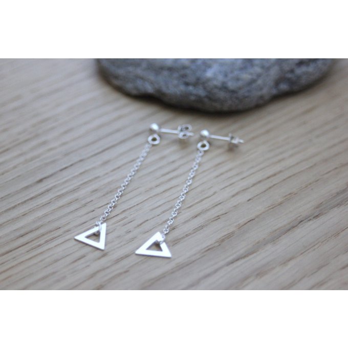 longues boucles d'oreilles triangle