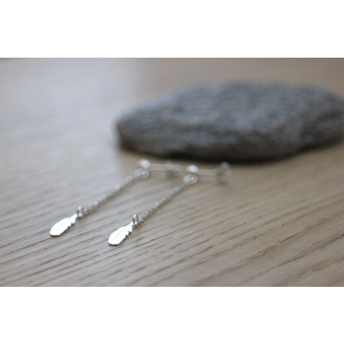 longues boucles d'oreilles ethniques