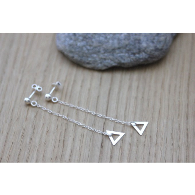 Boucles d'oreilles pendantes triangles en argent