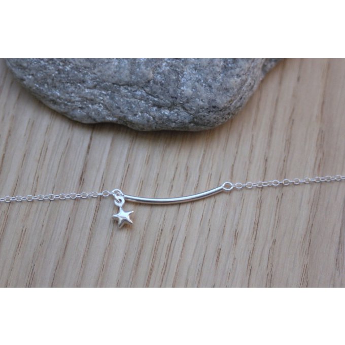 collier fin en argent de créateur