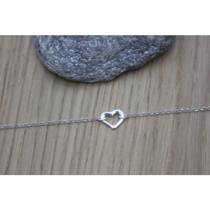 collier coeur ras du cou