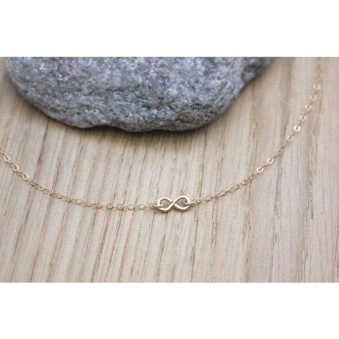 Collier infini en or Gold Filled ras du cou