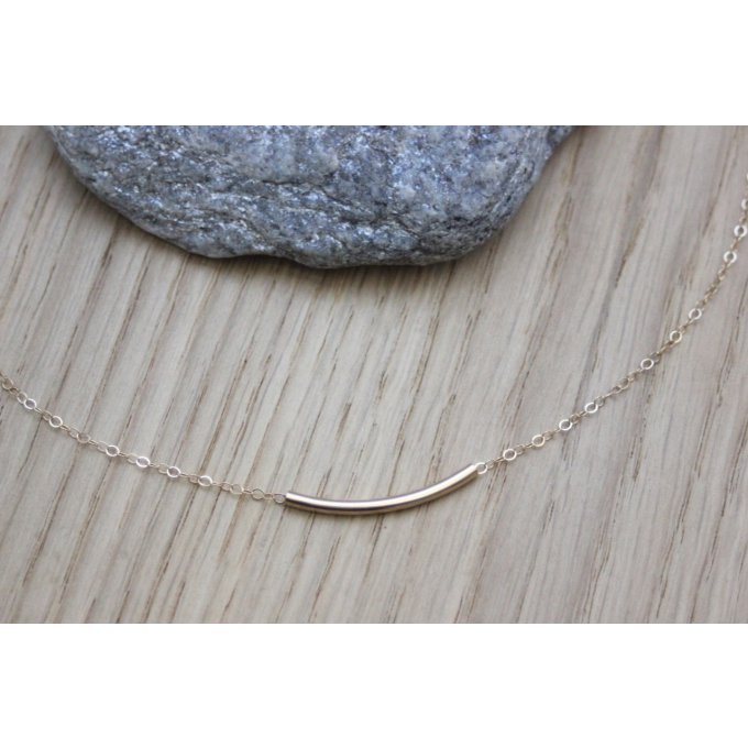 collier barre en or