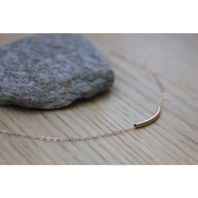 collier fin ras du cou en or