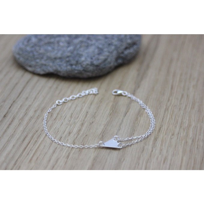 Bracelet asymétrique triangle en argent massif