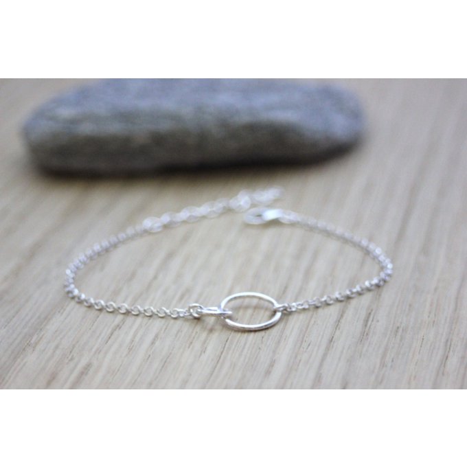 Bracelet argent minimaliste anneaux entrelacés 