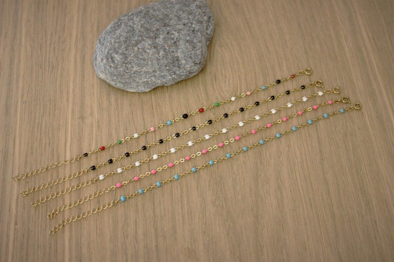 Bracelet acier inoxydable petites perles de couleur en résine -  Emmafashionstyle