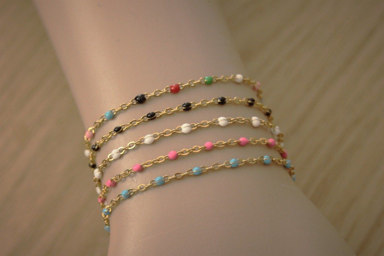 Bracelet Hoolie en Acier Inoxydable Doré minis perles de couleurs.