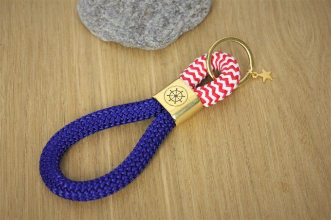 Porte clé XL bleu marine blanc et rouge doré à l'or fin