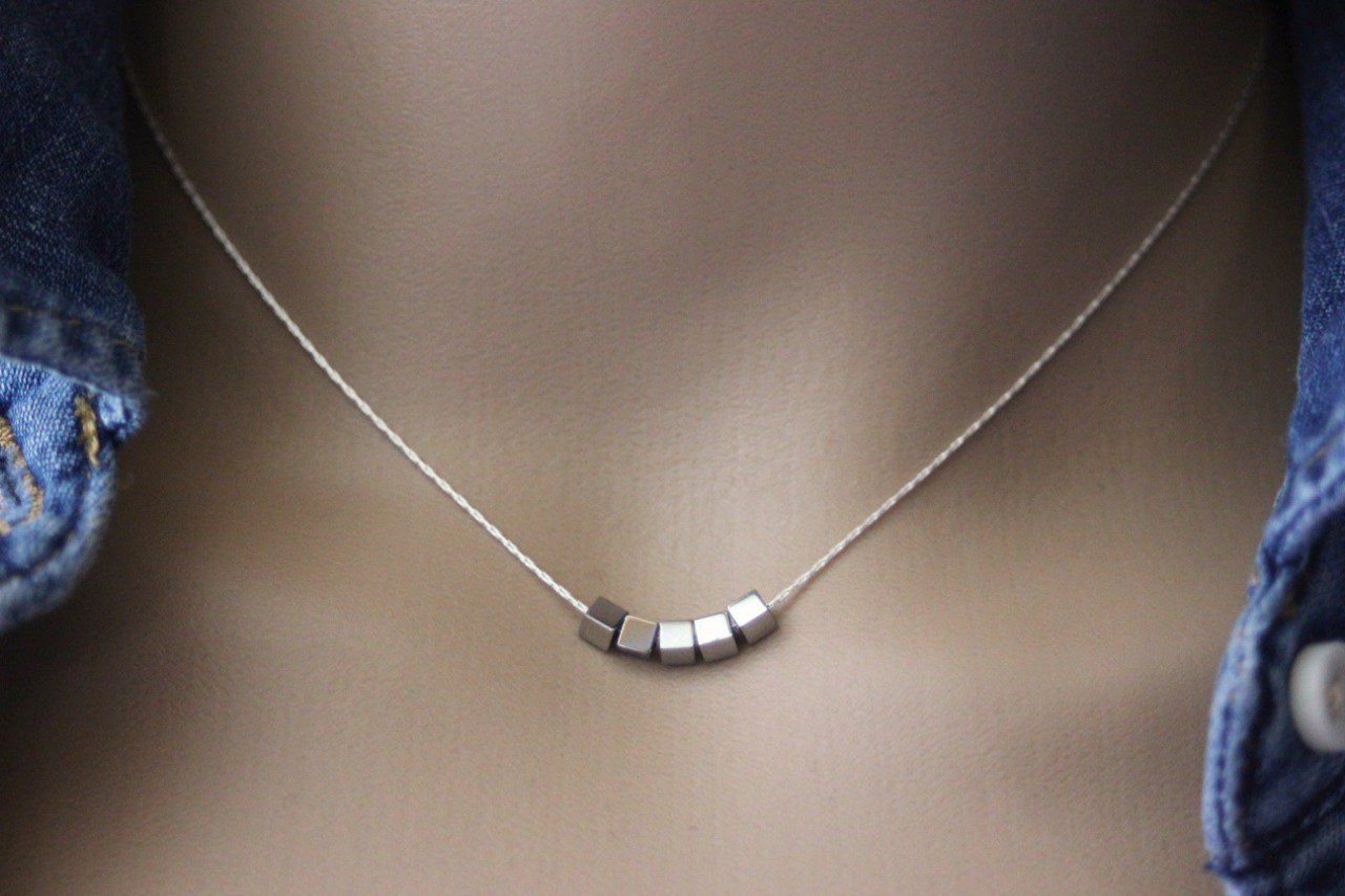 Collier argent massif petits cubes en hématite argentée 3mm