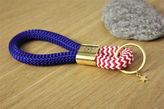 Porte clé XL bleu marine blanc et rouge doré à l'or fin