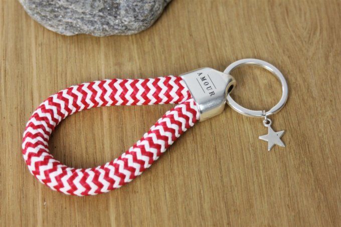 Porte clé XL en corde de voile blanc et rouge et métal plaqué argent