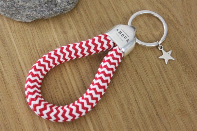 Porte clé XL en corde de voile blanc et rouge et métal plaqué argent