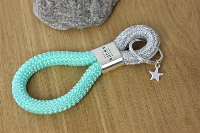 Porte clé XL argenté, vert aqua et métal plaqué argent