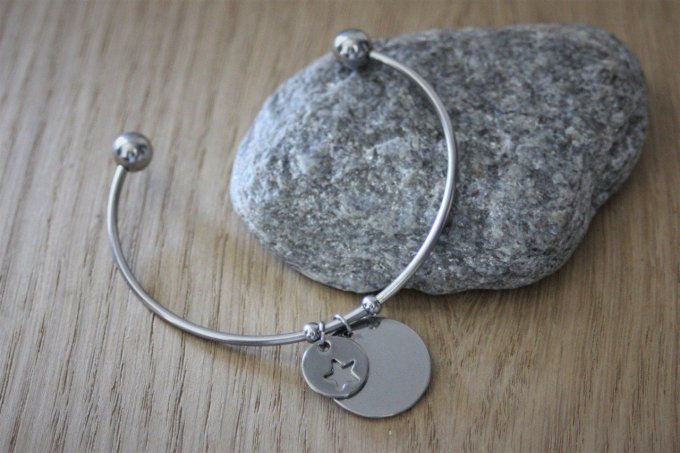 Bracelet jonc en acier inoxydable breloque médailles à graver et étoile 