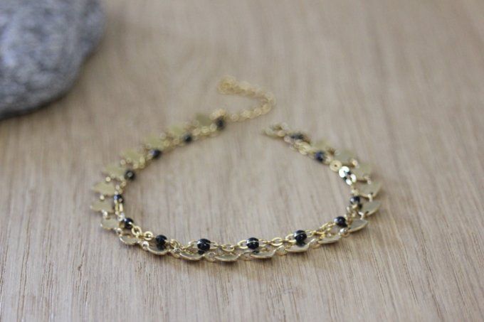Bracelet multirangs acier doré chaine coeurs et perles noires