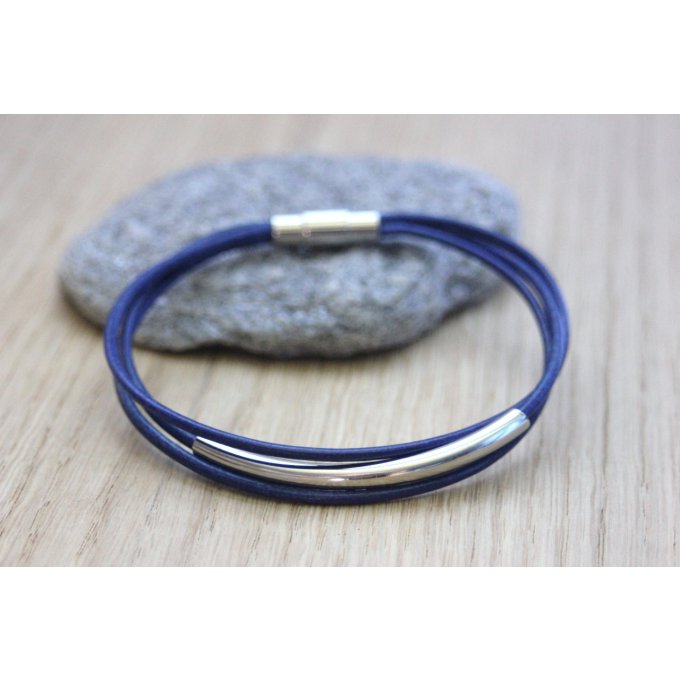 Bracelet cuir bleu et acier fermoir à baïonnette