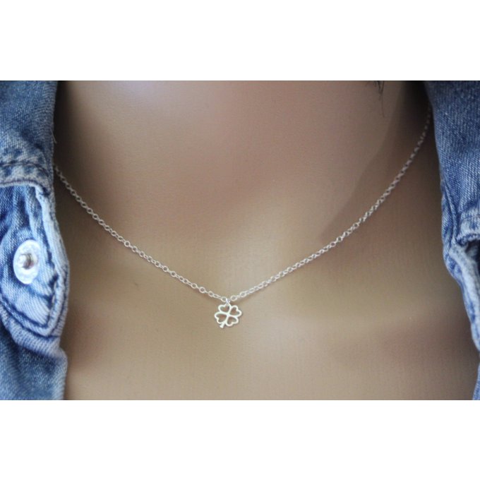 collier porte bonheur en argent