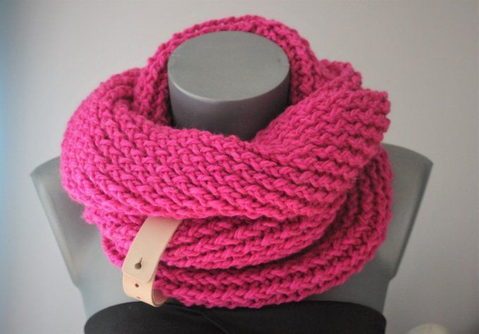 Snood - écharpe en laine rose fuchsia 