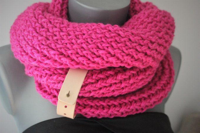 Snood - écharpe en laine rose fuchsia 