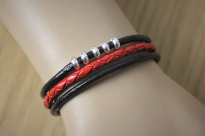 Bracelet cuir noir et cuir tressé rouge