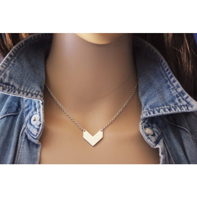 Collier chevron en acier inoxydable 