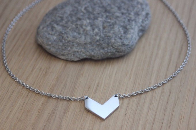 Collier chevron en acier inoxydable  - Copie
