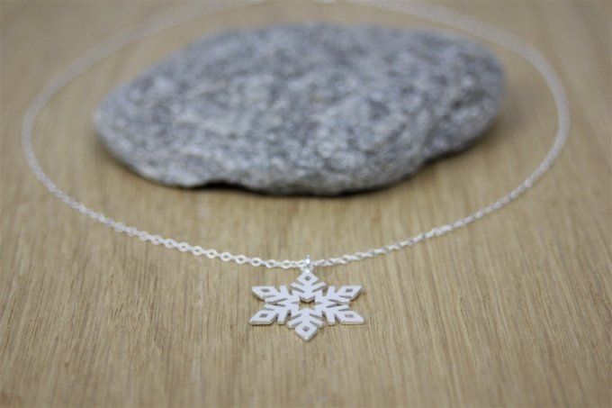 Collier argent massif pendentif flocon de neige