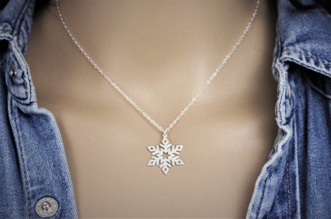 Collier argent massif pendentif flocon de neige