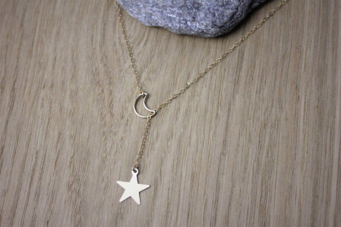 Collier cravate en or Gold Filled pendentif lune et étoile