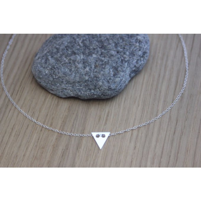 Collier argent massif pendentif médaille triangle