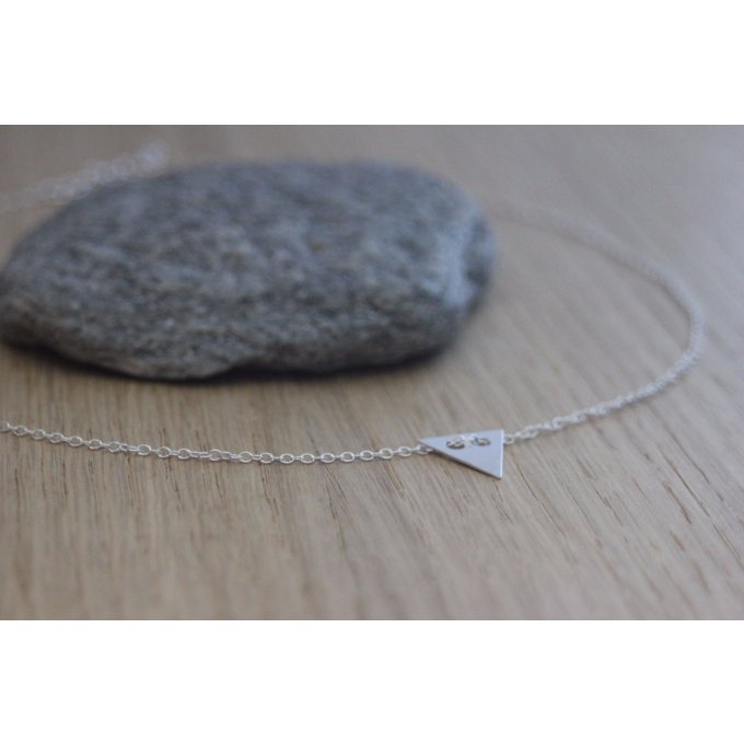 Collier argent massif pendentif médaille triangle