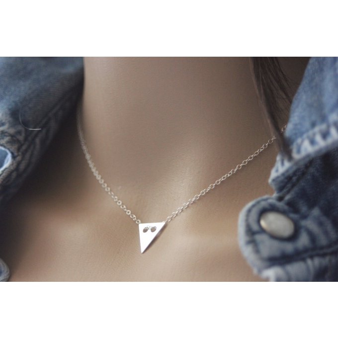 Collier argent massif pendentif médaille triangle